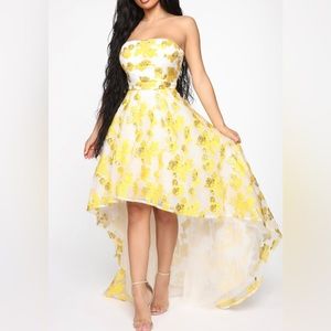 NWT - Glowing Flower High-Low Gown Size M